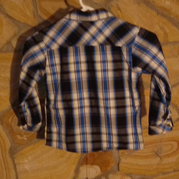 Quad Seven Boys Size 7 Button up Shirt boys Size 7 - Picture 8 of 9